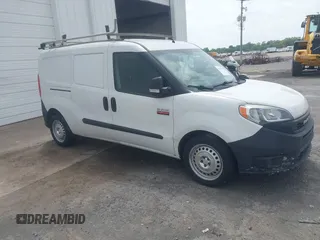 2019 Ram ProMaster City Cargo Tradesman z VIN ZFBHRFAB1K6N71592, wystawiony jako IAAI lot #42187499 z przebiegiem 127 560 mil mil oraz . Historia ofert i sprzedaży dostępna na DreamBid. Obrazek 1.