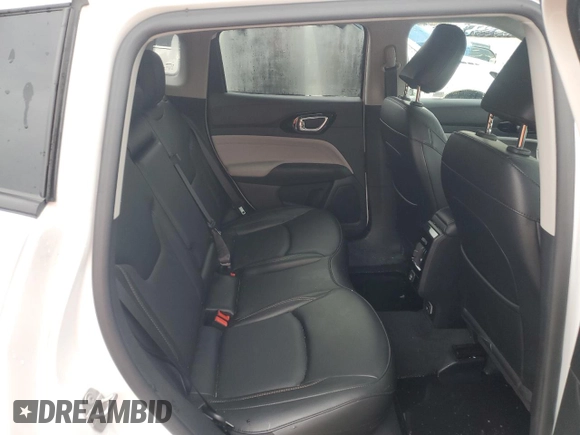 2022 Jeep Compass Limited z VIN 3C4NJDCB4NT135368, wystawiony jako Copart lot #52295865 z przebiegiem 26 537 mil mil oraz Szkoda całkowita • Salvage title. Historia ofert i sprzedaży dostępna na DreamBid. Obrazek 11.