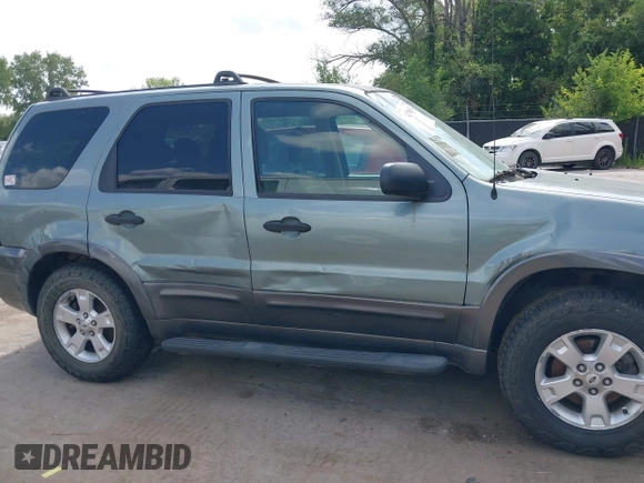 2006 Ford Escape XLT with VIN 1FMYU93146KB34745, listed as a IAAI auction lot 42746687 with 179,386 mi miles and . Bid and sale history available at DreamBid. Image 6.