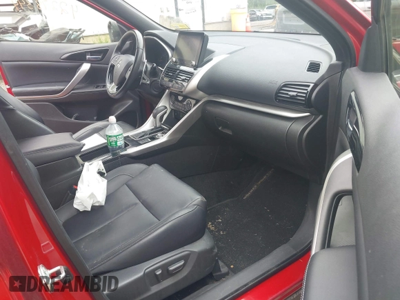 2022 Mitsubishi Eclipse Cross SE with VIN JA4ATWAA8NZ000931, listed as a IAAI auction lot 42278344 with 90,883 mi miles and . Bid and sale history available at DreamBid. Image 5.