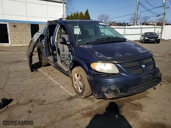 2006 Dodge Grand Caravan SXT with VIN 2D8GP44L26R659848, listed as a Copart auction lot 48789945 with 208,482 mi miles and Salvage Title. Bid and sale history available at carsss.com. Image 12.