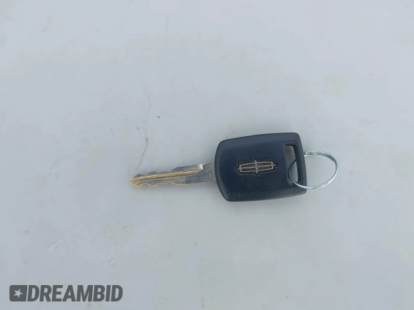 2003 Lincoln Aviator Premium z VIN 5LMEU78H93ZJ29120, wystawiony jako IAAI lot #42239414 z przebiegiem 196 479 mil mil oraz . Historia ofert i sprzedaży dostępna na DreamBid. Obrazek 11.