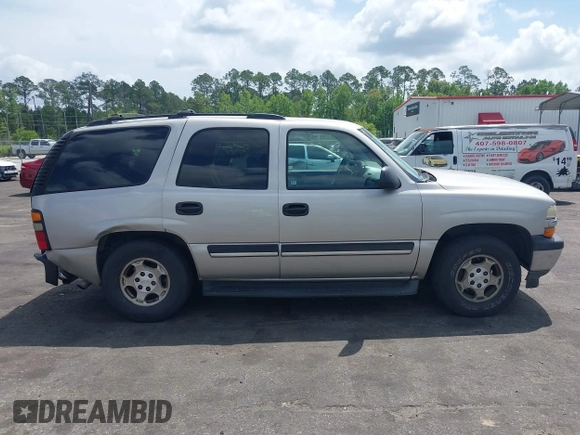 2006 Chevrolet Tahoe LS z VIN 1GNEC13V86R135510, wystawiony jako IAAI lot #42123092 z przebiegiem 370 153 mil mil oraz . Historia ofert i sprzedaży dostępna na DreamBid. Obrazek 13.