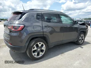 2020 Jeep Compass High Altitude z VIN 3C4NJDCB3LT123497, wystawiony jako Copart lot #59130385 z przebiegiem 107 582 mil mil oraz Czysty tytuł • Clean title. Historia ofert i sprzedaży dostępna na DreamBid. Obrazek 3.