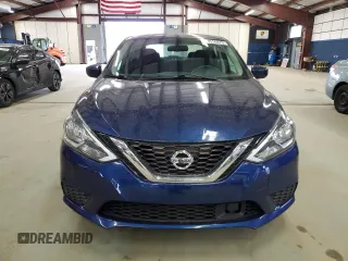2019 Nissan Sentra S z VIN 3N1AB7AP8KY241366, wystawiony jako Copart lot #53516975 z przebiegiem 55 029 mil mil oraz Szkoda całkowita • Salvage title. Historia ofert i sprzedaży dostępna na DreamBid. Obrazek 5.