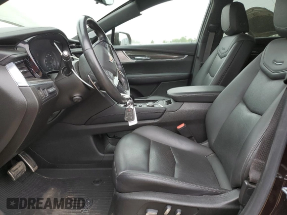 2021 Cadillac XT5 AWD Sport with VIN 1GYKNGRS2MZ142286, listed as a Copart auction lot 60699515 with 17,406 mi miles and Salvage title. Bid and sale history available at DreamBid. Image 7.