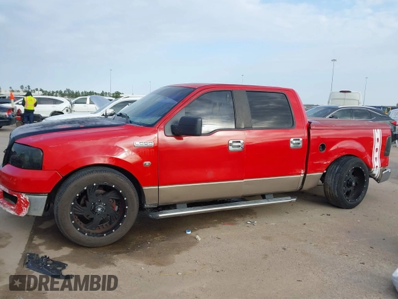 2005 Ford F-150 XLT with VIN 1FTRW12W35KE95996, listed as a IAAI auction lot 41576391 with 279,994 mi miles. Bid and sale history available at carsss.com. Image 14.