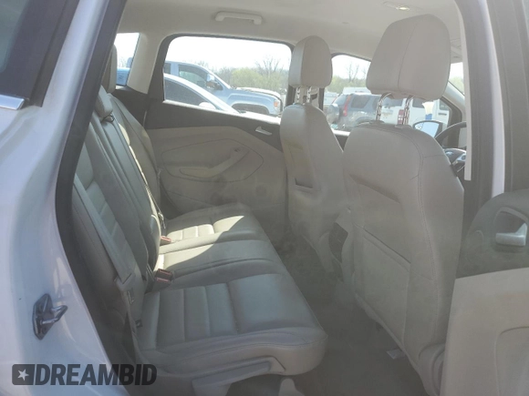 2014 Ford C-Max SEL z VIN 1FADP5BU8EL510425, wystawiony jako Copart lot #50811505 z przebiegiem 136 922 mil mil oraz Szkoda całkowita • Salvage title. Historia ofert i sprzedaży dostępna na DreamBid. Obrazek 10.