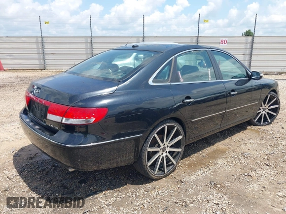 2008 Hyundai Azera Limited с VIN KMHFC46F38A311072, выставлен на аукционе IAAI как лот 42432173 с пробегом 221 512 миль миль и . История ставок и продаж доступна на DreamBid. Изображение 4.