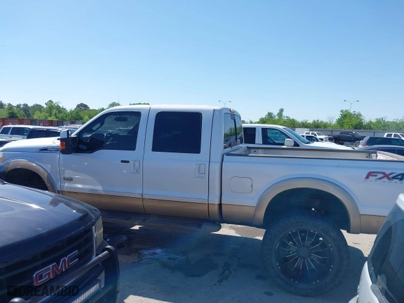 2014 Ford Super Duty F-250 SRW XL with VIN 1FT7W2BT2EEB61251, listed as a IAAI auction lot 41970563 with 244,184 mi miles. Bid and sale history available at carsss.com. Image 14.