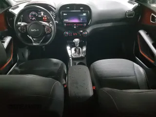 2022 Kia Soul Turbo with VIN KNDJ53AF3N7185296, listed as a Copart auction lot 83693254 with 30,198 mi miles and Salvage Title. Bid and sale history available at carsss.com. Image 8.