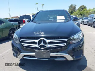 2018 Mercedes-Benz GLC 300 с VIN WDC0G4JB3JV086986, выставлен на аукционе IAAI как лот 42380208 с пробегом 90 250 миль миль и . История ставок и продаж доступна на DreamBid. Изображение 12.