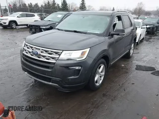 2018 Ford Explorer XLT with VIN 1FM5K7DH9JGC25899, listed as a IAAI auction lot 41661895 with 59,397 mi miles and . Bid and sale history available at DreamBid. Image 2.