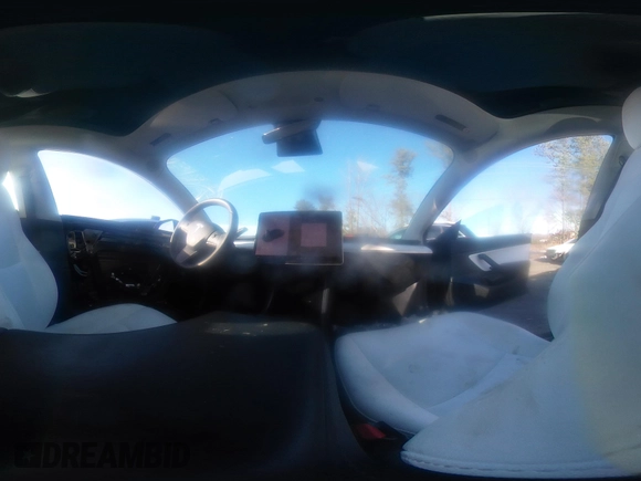 2019 Tesla Model 3 Mid Range z VIN 5YJ3E1EA4KF317872, wystawiony jako IAAI lot #41491269 z przebiegiem 90 772 mil mil oraz . Historia ofert i sprzedaży dostępna na DreamBid. Obrazek 19.