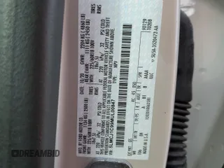 2021 Lincoln Corsair Standard z VIN 5LMCJ1C99MUL00847, wystawiony jako Copart lot #51696755 z przebiegiem 41 013 mil mil oraz Szkody całkowita. Historia ofert i sprzedaży dostępna na DreamBid. Obrazek 16.