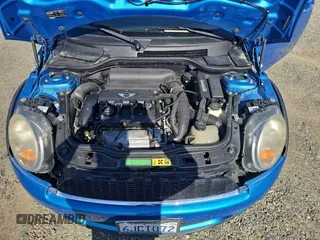 2009 MINI Hardtop S with VIN WMWMF73519TW86705, listed as a Copart auction lot 52047985 with 80,443 mi miles and Clean Title. Bid and sale history available at DreamBid. Image 7.