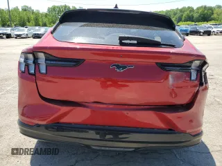 2021 Ford Mustang Mach-E Premium z VIN 3FMTK3SUXMMA10218, wystawiony jako Copart lot #56288255 z przebiegiem 63 334 mil mil oraz Szkoda całkowita • Salvage title. Historia ofert i sprzedaży dostępna na DreamBid. Obrazek 6.