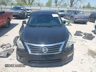 2015 Nissan Altima S with VIN 1N4AL3AP0FN381651, listed as a IAAI auction lot 42102250 with 91,670 mi miles and . Bid and sale history available at DreamBid. Image 13.