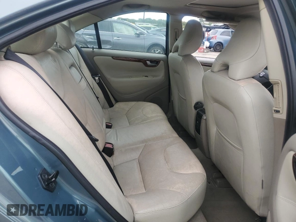 2005 Volvo S60 with VIN YV1RH592552437256, listed as a Copart auction lot 71133844 with 182,321 mi miles and Clean Title. Bid and sale history available at carsss.com. Image 10.
