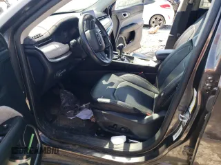 2022 Jeep Compass Latitude Lux с VIN 3C4NJDFBXNT113984, выставлен на аукционе Copart как лот 69296974 с пробегом Не указан миль и Списание • Salvage title. История ставок и продаж доступна на DreamBid. Изображение 7.
