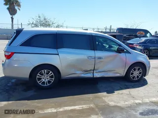2012 Honda Odyssey EX with VIN 5FNRL5H48CB023003, listed as a IAAI auction lot 41975027 with 221,313 mi miles. Bid and sale history available at carsss.com. Image 13.