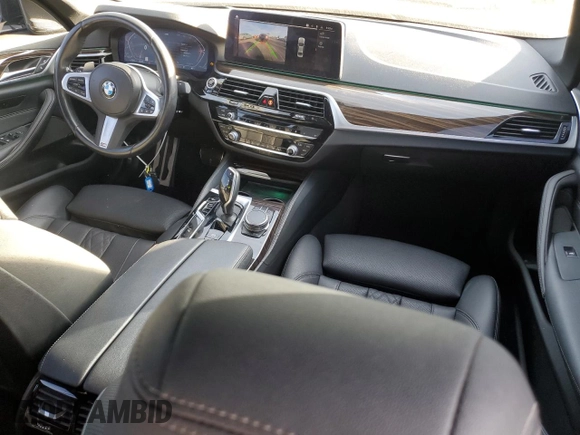 2023 BMW 5 Series 540i z VIN WBA53BJ0XPWX85901, wystawiony jako Copart lot #85325094 z przebiegiem 58 372 mil mil oraz Szkoda całkowita • Salvage title. Historia ofert i sprzedaży dostępna na DreamBid. Obrazek 8.