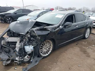 2010 Lexus LS 460 with VIN JTHBL5EF1A5093690, listed as a IAAI auction lot 41873176 with 125,809 mi miles. Bid and sale history available at carsss.com. Image 17.