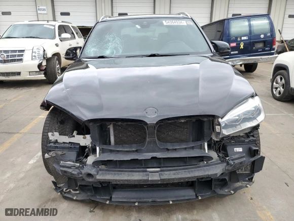 2015 BMW X5 M with VIN 5YMKT6C5XF0C89515, listed as a Copart auction lot 54364934 with 151,595 mi miles and Salvage Title. Bid and sale history available at carsss.com. Image 5.