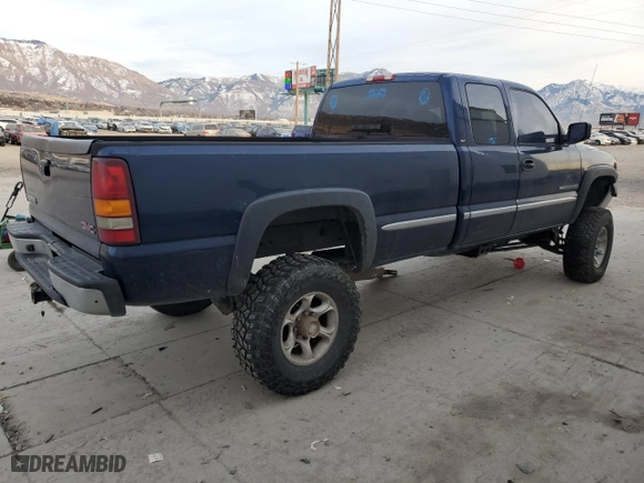 2002 GMC Sierra 2500HD Classic SLE1 with VIN 1GTHK29G62E209788, listed as a Copart auction lot 83484964 with 168,668 mi miles and Salvage Title. Bid and sale history available at carsss.com. Image 3.