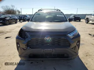 2023 Toyota RAV4 Hybrid XLE with VIN 2T3UWRFV4PW179172, listed as a Copart auction lot 43275055 with 39,753 mi miles and Salvage Title. Bid and sale history available at carsss.com. Image 5.