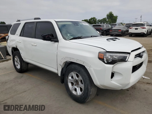2021 Toyota 4Runner SR5 with VIN JTEEU5JR4M5231007, listed as a Copart auction lot 61396175 with 74,973 mi miles and Salvage title. Bid and sale history available at DreamBid. Image 4.