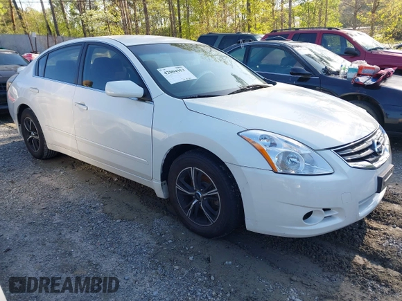 2012 Nissan Altima 2.5 S with VIN 1N4AL2AP0CC252889, listed as a IAAI auction lot 42004952 with 165,165 mi miles. Bid and sale history available at carsss.com. Image 1.