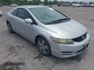 2009 Honda Civic Cpe LX with VIN 2HGFG12609H533389, listed as a IAAI auction lot 42210833 with 233,360 mi miles. Bid and sale history available at carsss.com. Image 6.