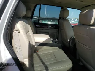 2003 Lincoln Navigator Luxury with VIN 5LMFU28R33LJ30766, listed as a Copart auction lot 74370994 with 125,904 mi miles and Clean Title. Bid and sale history available at carsss.com. Image 12.