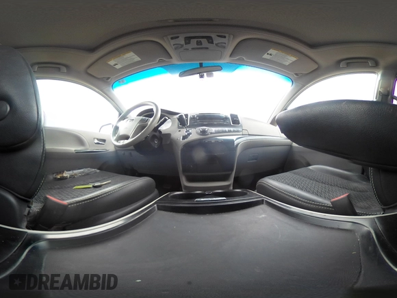 2011 Toyota Sienna SE with VIN 5TDXK3DC9BS158089, listed as a IAAI auction lot 41934896 with 177,219 mi miles. Bid and sale history available at carsss.com. Image 19.