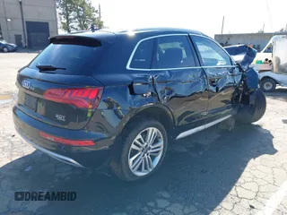 2018 Audi Q5 Prestige with VIN WA1CNAFY3J2078029, listed as a IAAI auction lot 41822564 with 80,690 mi miles. Bid and sale history available at carsss.com. Image 4.