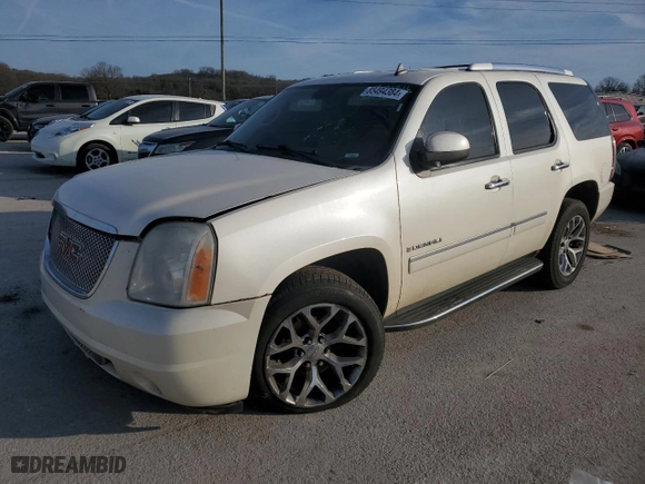 2009 GMC Yukon Denali with VIN 1GKFK03269R235985, listed as a Copart auction lot 85494384 with 254,634 mi miles and Salvage Title. Bid and sale history available at carsss.com. Image 1.