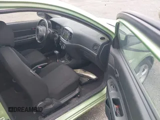 2009 Hyundai Accent Auto SE z VIN KMHCN36C19U134535, wystawiony jako IAAI lot #42351330 z przebiegiem 39 846 mil mil oraz . Historia ofert i sprzedaży dostępna na DreamBid. Obrazek 5.
