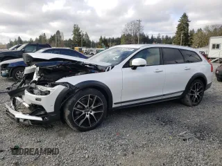 2020 Volvo V90 z VIN YV4A22NLXL1110871, wystawiony jako Copart lot #46942463 z przebiegiem 23 901 mil mil oraz . Historia ofert i sprzedaży dostępna na DreamBid. Obrazek 1.