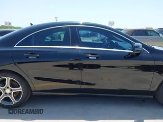 2014 Mercedes-Benz CLA 250 z VIN WDDSJ4EB3EN043058, wystawiony jako IAAI lot #42183317 z przebiegiem 147 440 mil mil oraz . Historia ofert i sprzedaży dostępna na DreamBid. Obrazek 13.