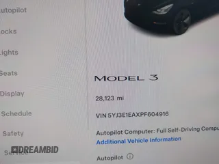 2023 Tesla Model 3 z VIN 5YJ3E1EAXPF604916, wystawiony jako IAAI lot #42461640 z przebiegiem 28 123 mil mil oraz . Historia ofert i sprzedaży dostępna na DreamBid. Obrazek 16.