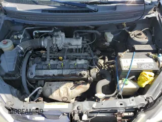 2002 Suzuki Aerio S z VIN JS2RA41S225109275, wystawiony jako Copart lot #52689585 z przebiegiem 195 612 mil mil oraz Tytuł czysty. Historia ofert i sprzedaży dostępna na DreamBid. Obrazek 12.