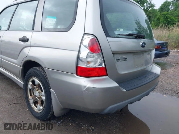 2007 Subaru Forester X с VIN JF1SG63647H713332, выставлен на аукционе IAAI как лот 42284419 с пробегом 60 372 миль миль и . История ставок и продаж доступна на DreamBid. Изображение 13.
