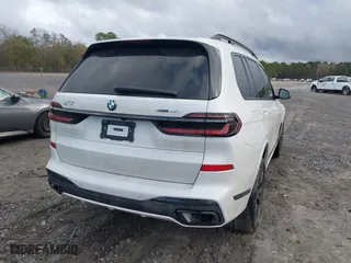 2025 BMW X7 xDrive40i with VIN 5UX23EM03S9X59164, listed as a IAAI auction lot 41263426 with 4,949 mi miles. Bid and sale history available at carsss.com. Image 4.