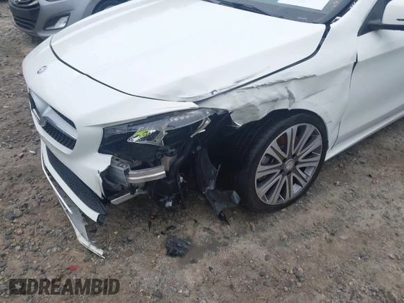 2017 Mercedes-Benz CLA 250 z VIN WDDSJ4EB8HN447834, wystawiony jako IAAI lot #41940656 z przebiegiem 84 132 mil mil oraz . Historia ofert i sprzedaży dostępna na DreamBid. Obrazek 6.