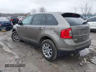2013 Ford Edge SEL with VIN 2FMDK3JC7DBC80800, listed as a IAAI auction lot 42016037 with 189,746 mi miles. Bid and sale history available at carsss.com. Image 3.