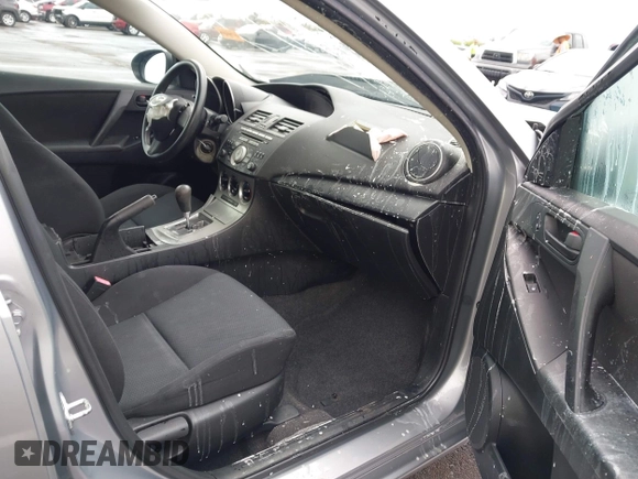 2011 Mazda 3 i Sport with VIN JM1BL1UG5B1464010, listed as a IAAI auction lot 42195224 with 134,211 mi miles and . Bid and sale history available at DreamBid. Image 5.