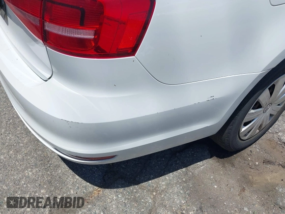 2015 Volkswagen Jetta S с VIN 3VW2K7AJ0FM341419, выставлен на аукционе IAAI как лот 42544580 с пробегом 92 278 миль миль и . История ставок и продаж доступна на DreamBid. Изображение 6.
