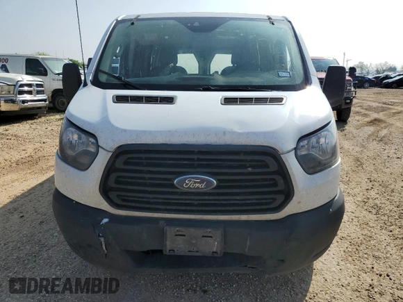 2019 Ford Transit z VIN 1FTYE9ZM1KKA47589, wystawiony jako Copart lot #51067715 z przebiegiem 260 018 mil mil oraz Szkoda całkowita • Salvage title. Historia ofert i sprzedaży dostępna na DreamBid. Obrazek 5.
