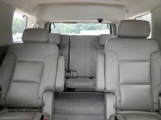 2020 Chevrolet Tahoe LT z VIN 1GNSKBKC8LR179112, wystawiony jako Copart lot #60348185 z przebiegiem 113 673 mil mil oraz Szkoda całkowita • Salvage title. Historia ofert i sprzedaży dostępna na DreamBid. Obrazek 10.